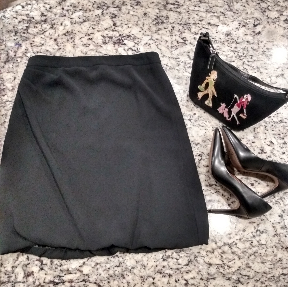 Gorgeous Armani Collezioni Bubble Skirt